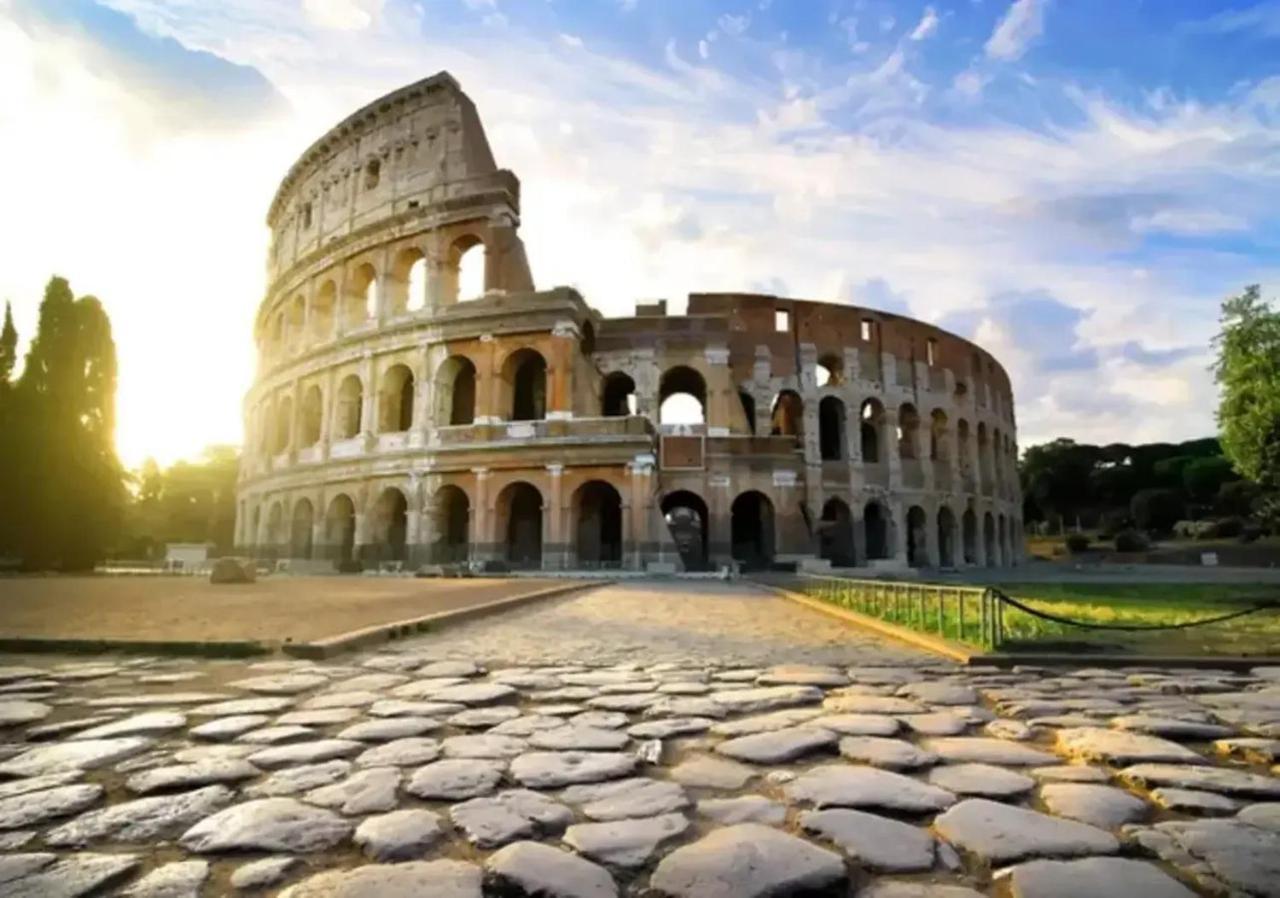 Vacanze Romane Colosseo Apartment Exterior foto
